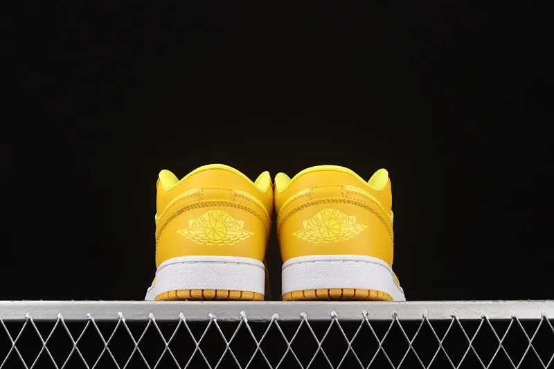 All categories Air Jordan Jordan series basketball shoes Air Jordan 1 Low Air Jordan 1 Low AJ1 Joe 1 lemon yellow low-top cultural and leisure sports sneakers DN6998-700